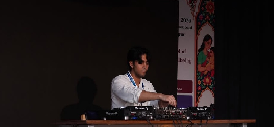 PMag performs "Life is Good - Life is Beautiful", an EDM performance at the Third National School Health Conference 2026.